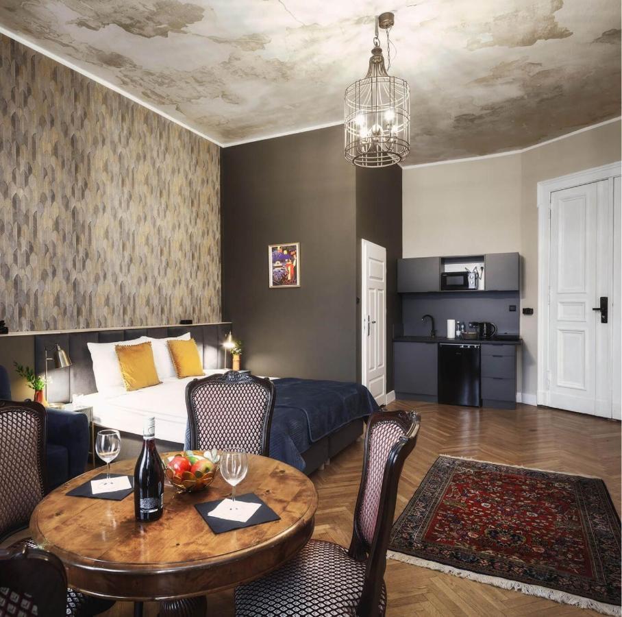 Apartamenty Piotrkowska 82 By Good Time Лодз Екстериор снимка